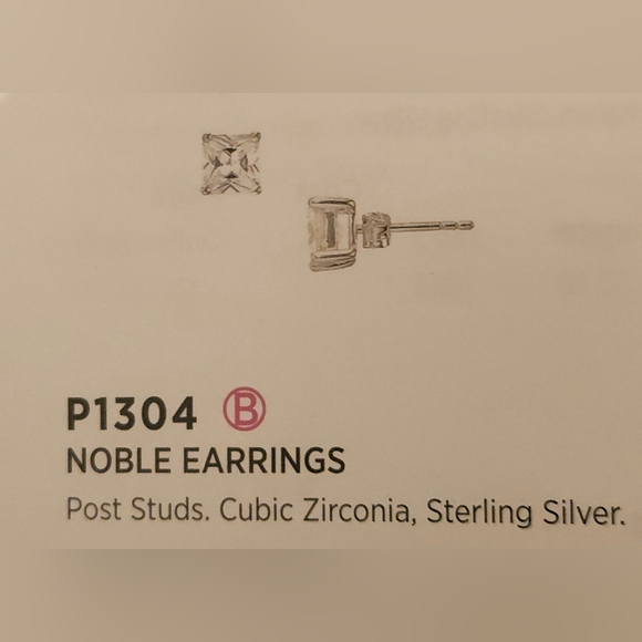 Silpada Designs NOBLE Sterling Silver Post Earrings - Picture 4 of 4